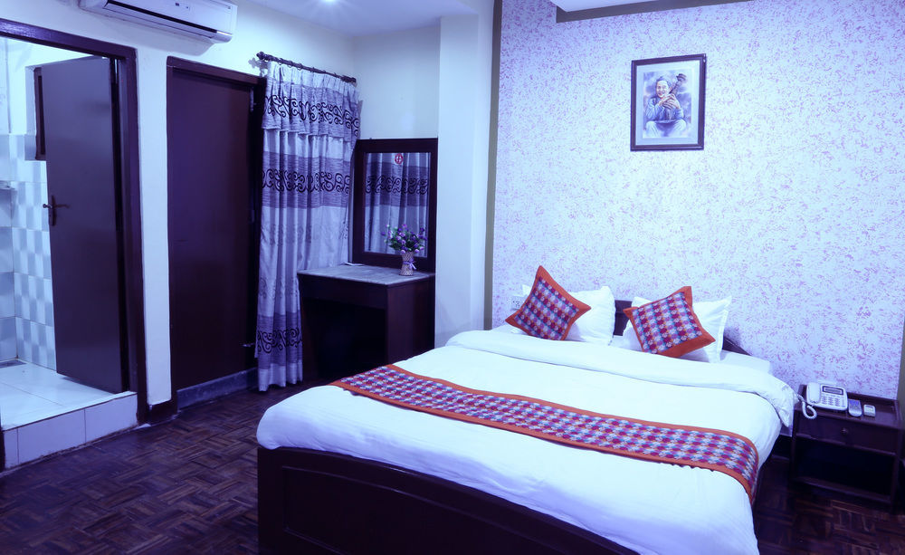 Oyo 153 Aster Hotel Nepal Kathmandu Exterior photo