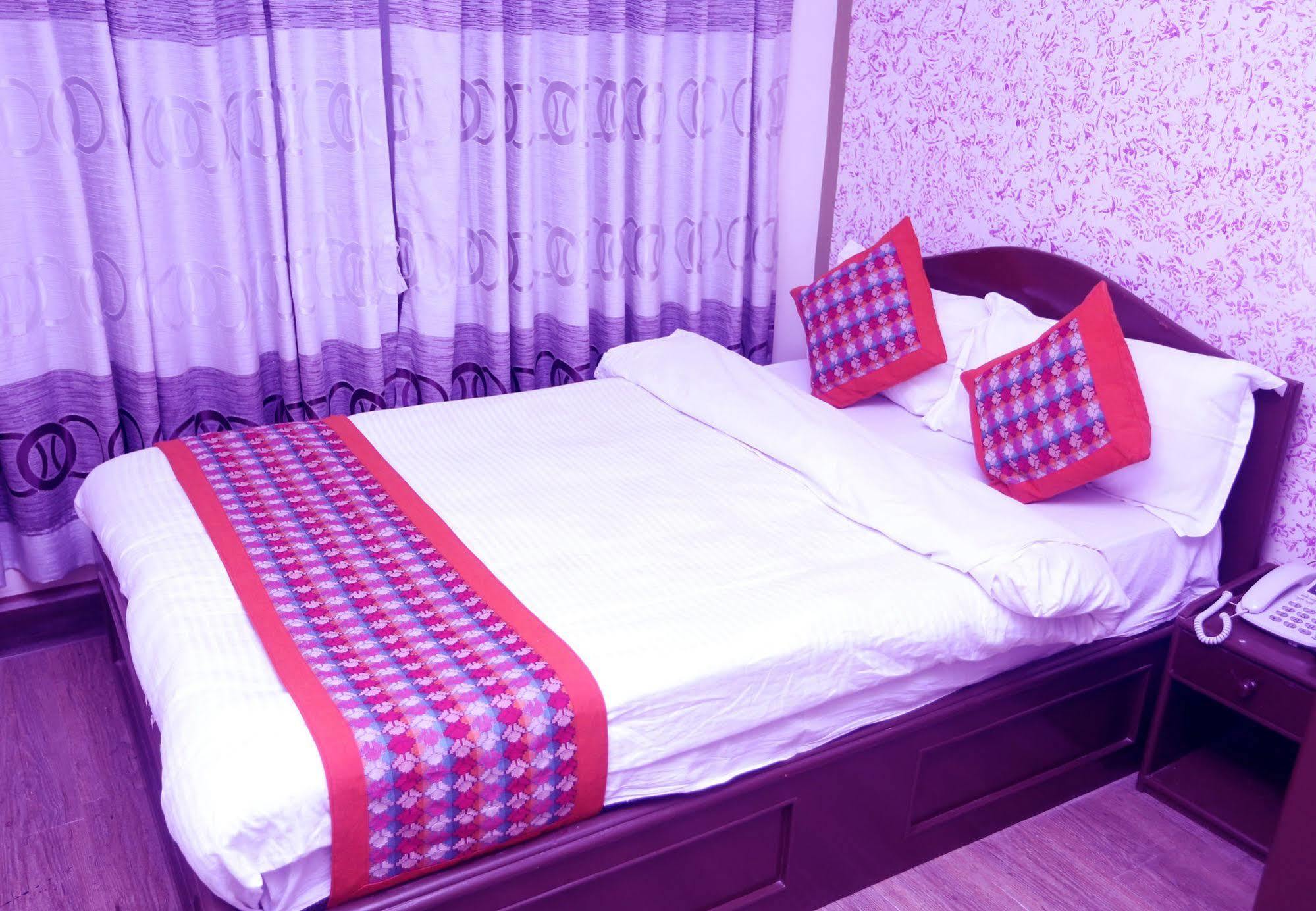 Oyo 153 Aster Hotel Nepal Kathmandu Exterior photo